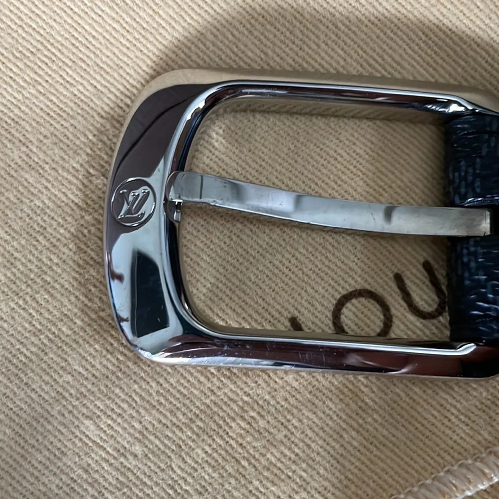 Louis Vuitton Graphite belt bag - Picture 4 of 16